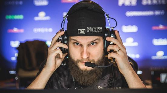 TES战队成功晋级S15淘汰赛八强